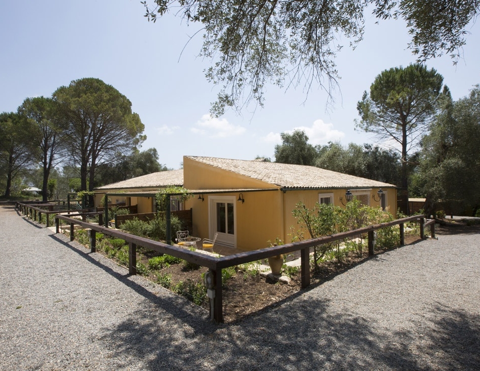 Casa Vinifera